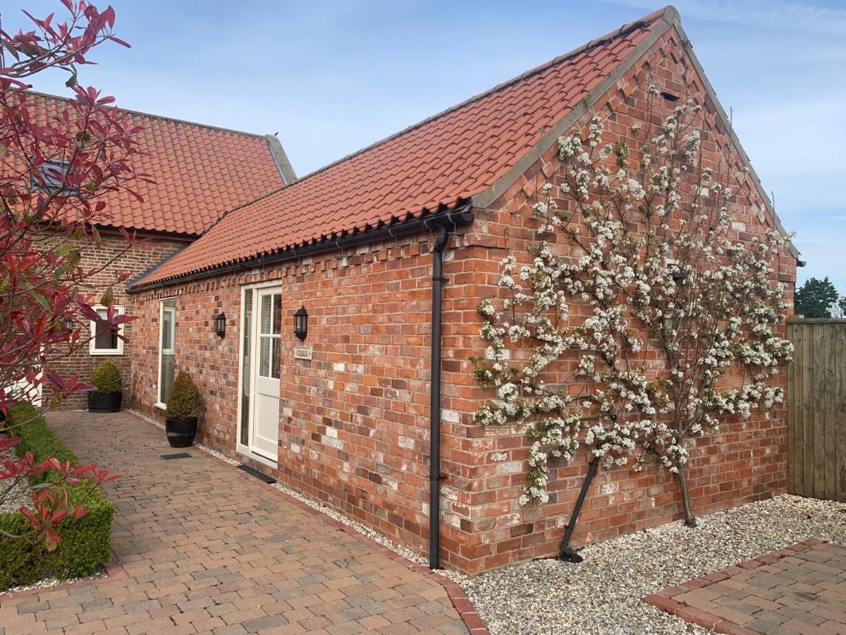 Meals Farm Holiday Cottages - The Stables North Somercotes 外观 照片